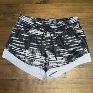 Super cute excellent used condition athletic shorts
